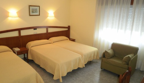 Habitación familiar (2 Adults +1 Child)