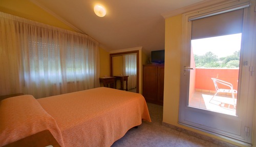 Habitación doble, terraza (1 Bed - No lift)