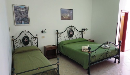 Habitación superior, 1 habitación, balcón, vistas al patio