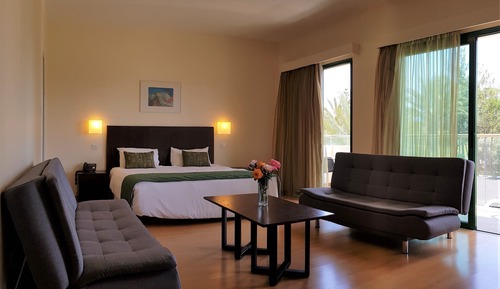 Suite familiar, vistas al jardín