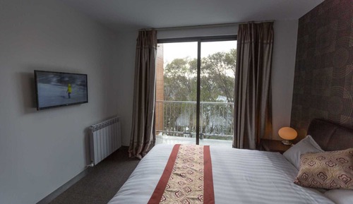 Habitación familiar, balcón
