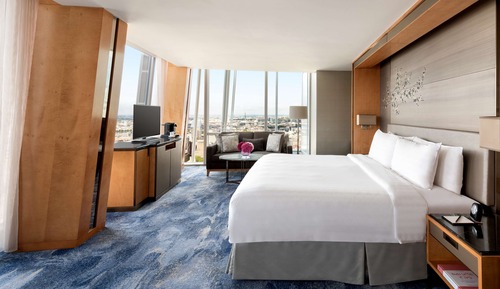 Habitación Deluxe, 1 cama de matrimonio grande, vistas a la ciudad
