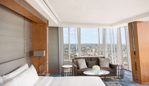 Habitación, 1 cama de matrimonio grande, vistas a la ciudad (Iconic)