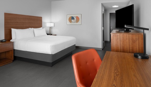 Habitación estándar, 1 cama de matrimonio grande (Communication Accessible)