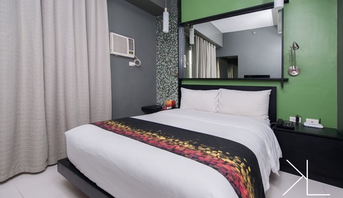 One Bedroom Premier