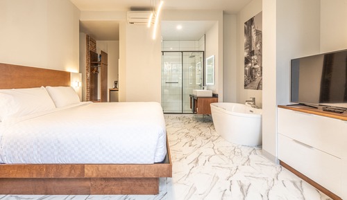 Habitación romántica, vistas al parque