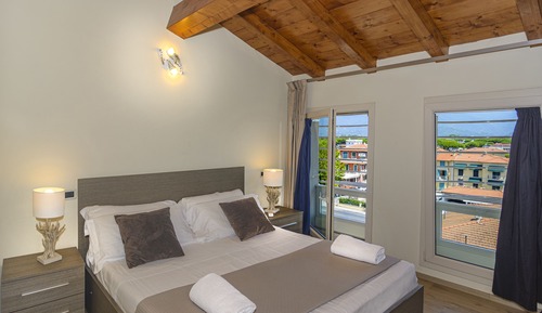 Ático exclusivo, 2 habitaciones, vistas al mar