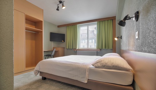 Habitación estándar con 1 cama doble o 2 individuales