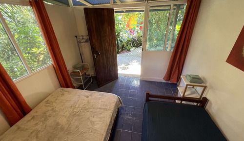 Habitación panorámica, 1 cama de matrimonio, vistas parciales al mar, junto a la montaña