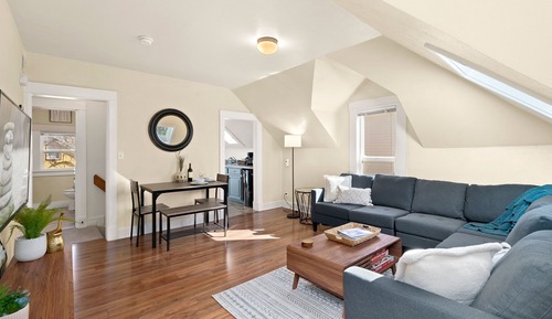 Apartamento, 2 camas de matrimonio, patio, vistas al jardín (118 Whitcomb - Unit B (upper))