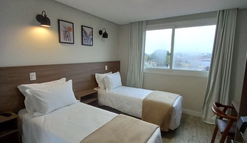 Habitación económica con 1 cama doble o 2 individuales