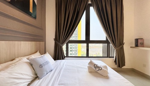Apartamento, 2 camas de matrimonio, vistas a la ciudad