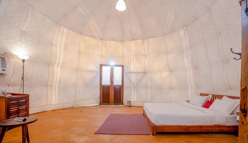 Tienda clásica, 1 cama de matrimonio grande