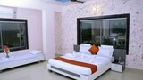 Luxury Triple Room