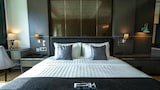 Superior Room, 1 King Bed