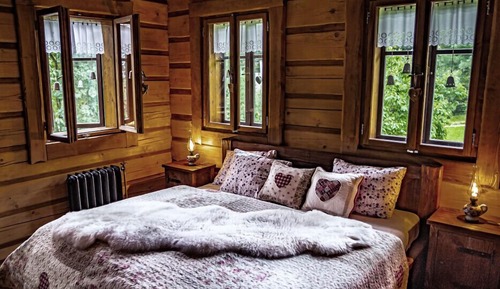 Economy Suite