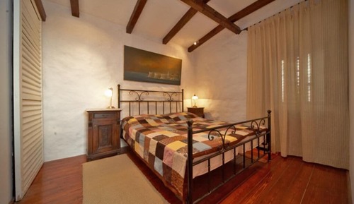 Casa (Two Bedroom House with Swimming Pool )