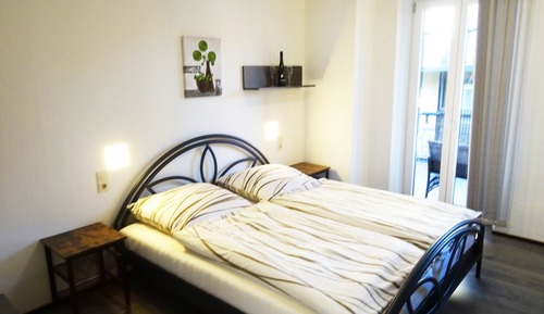 Habitación Deluxe doble, 1 cama de matrimonio, balcón, vistas al patio (Nr. 1106)