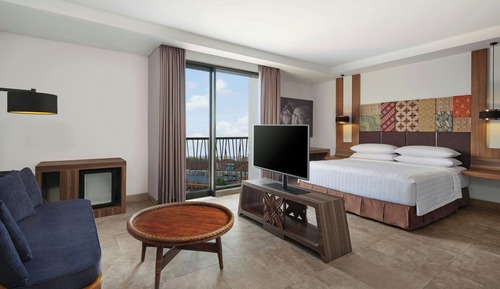 Suite junior, 1 cama de matrimonio grande, bañera (Free Scheduled Airport Shuttle)
