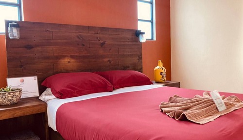 Habitación superior con 1 cama doble o 2 individuales