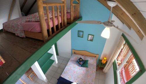 Habitación de diseño, vistas al jardín, entresuelo