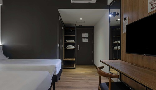 Habitación, varias camas