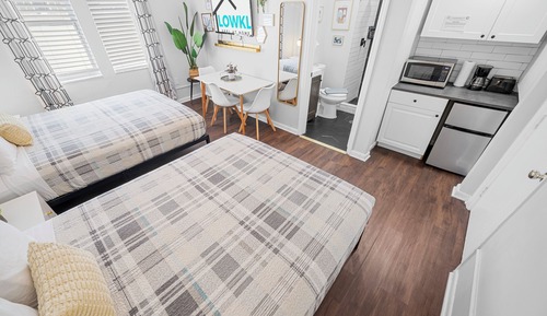 Estudio Deluxe, 2 camas de matrimonio, cocina básica