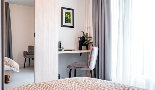 Habitación familiar con 2 camas individuales, balcón