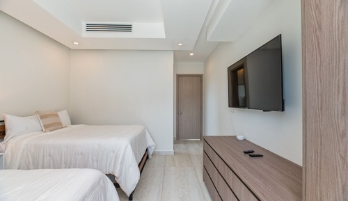 Villa de lujo, 3 habitaciones, acceso a la piscina, vistas parciales al mar