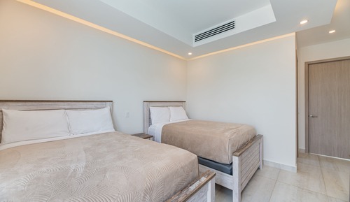 Villa de lujo, 3 habitaciones, acceso a la piscina, vistas parciales al mar