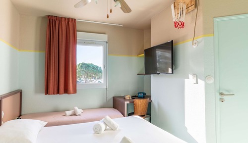 Habitación familiar (Pop)