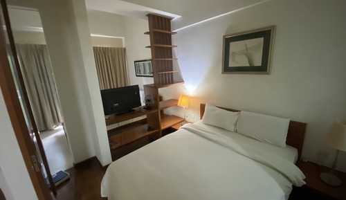 Habitación básica con 1 cama doble o 2 individuales
