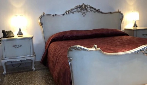 Suite tradicional, 1 cama de matrimonio con sofá cama, no fumadores, vistas al jardín