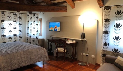 Habitación superior con 1 cama doble o 2 individuales, 1 cama de matrimonio, no fumadores