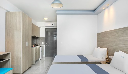 Habitación triple estándar, vistas al jardín