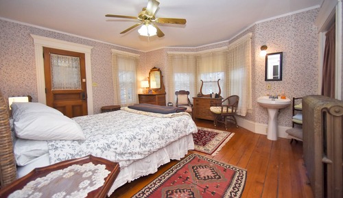 Habitación clásica doble, 1 cama de matrimonio, balcón
