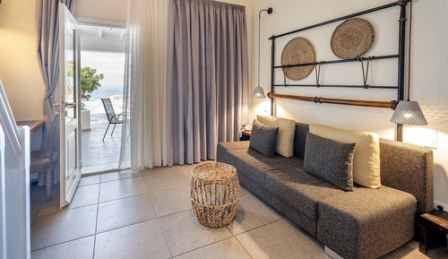 Maisonette Private Pool & Sea View (3+0)