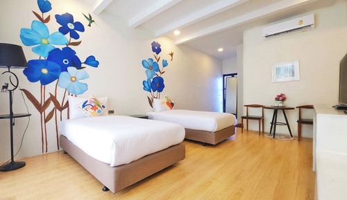 Habitación Deluxe con 1 cama doble o 2 individuales, 2 camas individuales, no fumadores