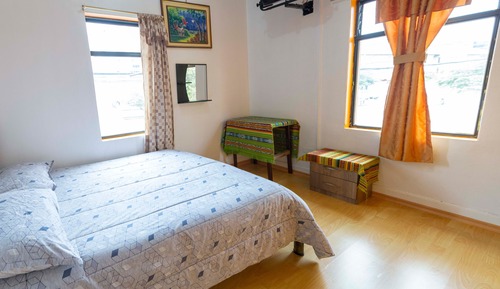 Habitación familiar, vistas a la ciudad
