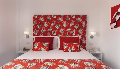 Habitación romántica, balcón, vistas al mar