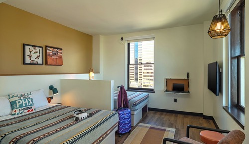 Habitación, 2 camas de matrimonio, vistas a la ciudad (Urban)