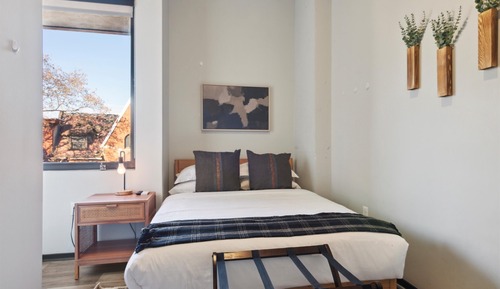 Apartamento sénior, 3 habitaciones, no fumadores, vistas a la ciudad