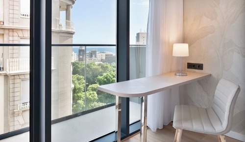 Innside, Habitación, balcón