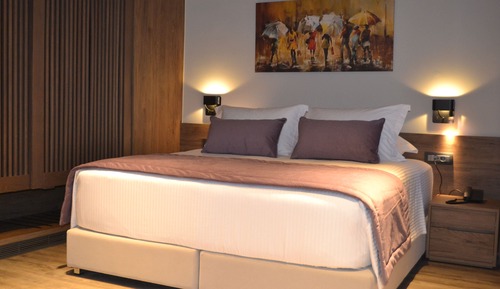 Elegant Suite