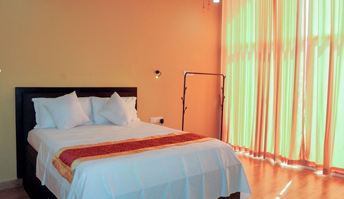 Habitación triple Deluxe, balcón, junto a la montaña