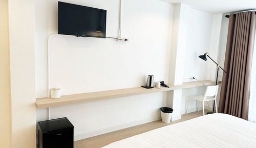 Habitación estándar, 1 cama de matrimonio grande, no fumadores, vistas al jardín
