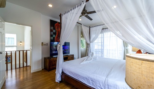Villa Deluxe
