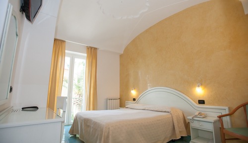 Deluxe Double or Twin Room, Sea View