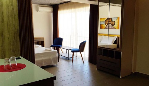 Quadruple Room with Sea View