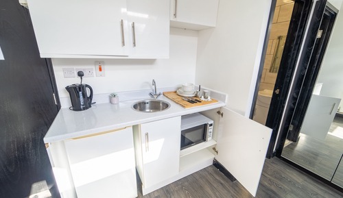 Estudio superior, baño privado (Studio 5)
